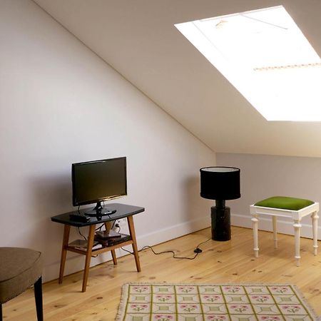 Cacilhas Guest Apartments Almada Chambre photo