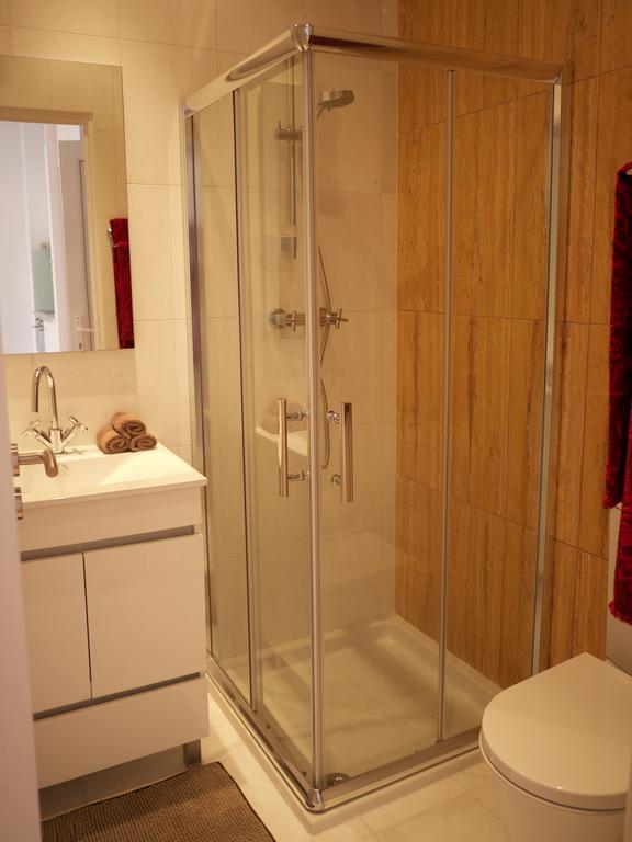 Cacilhas Guest Apartments Almada Chambre photo